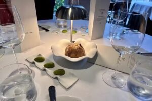 Archibald De Prince – Table & Chambres