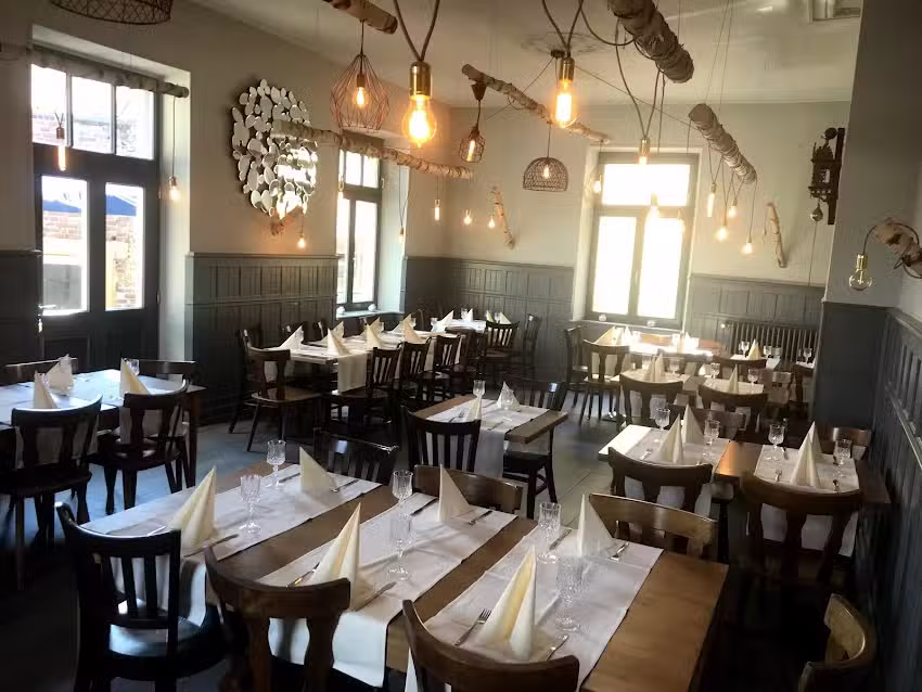 Atypic Restaurant Bar