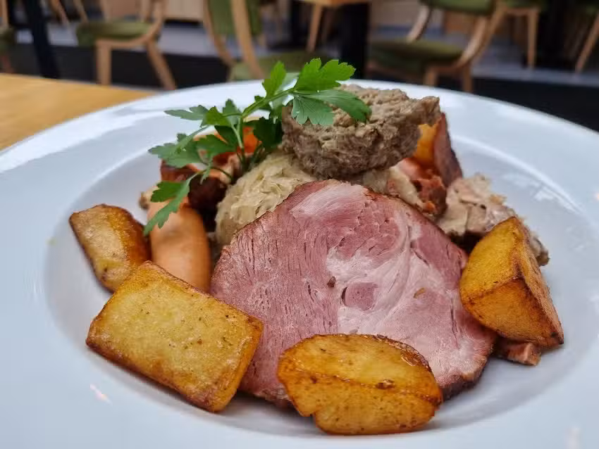 Brasserie-Restaurant Beim Alen Tuurm