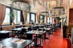 Eléphant Rouge – Café Restaurant à Luxembourg