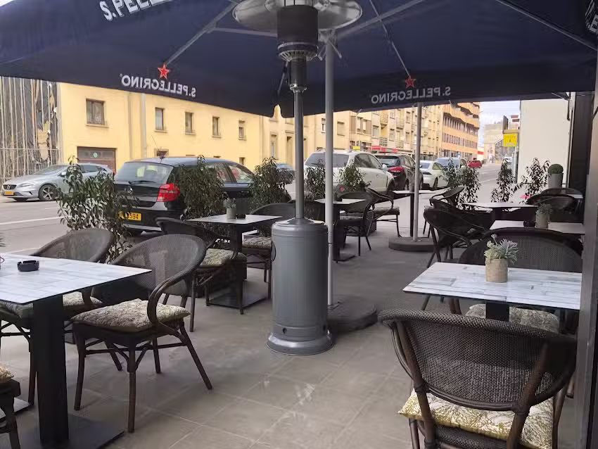 MANI D&rsquo;ORO – Pasta Fresca e Pizza