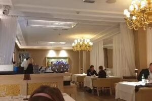 Restaurant et coin Sushi DOGADO