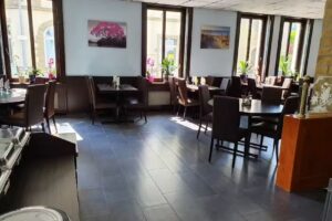 Restaurant Yue Long, spécialités chinoises et sushi