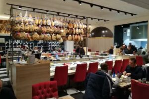 VINISSIMO – Vinothèque / Épicerie Fine / Traiteur / Restaurant
